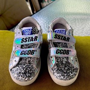 Girls Golden Goose snickers never use,size 24.